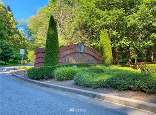 25942 NE 32nd St, Redmond, WA 98053