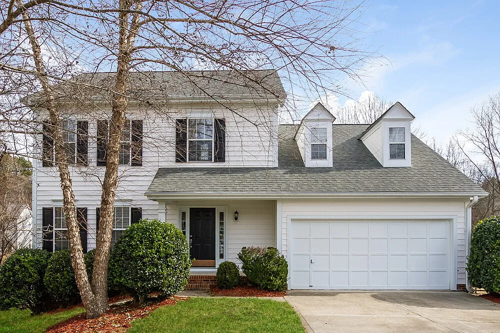 4 bed, 2.5 bath, 2054 sqft, $3,810 — Photo 1