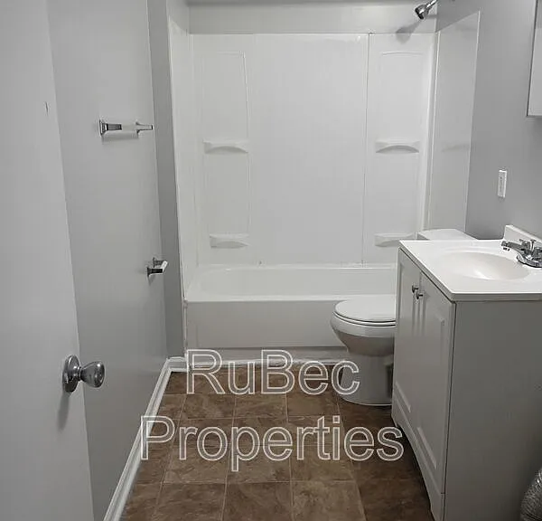 416 S Weldon St — Photo 5