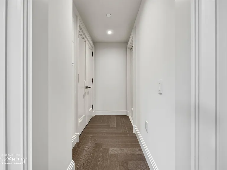 301 Park Ave #2004 — Photo 6