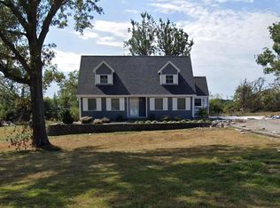 12571 Honeysuckle Hills Ln, Marion, IL 62959