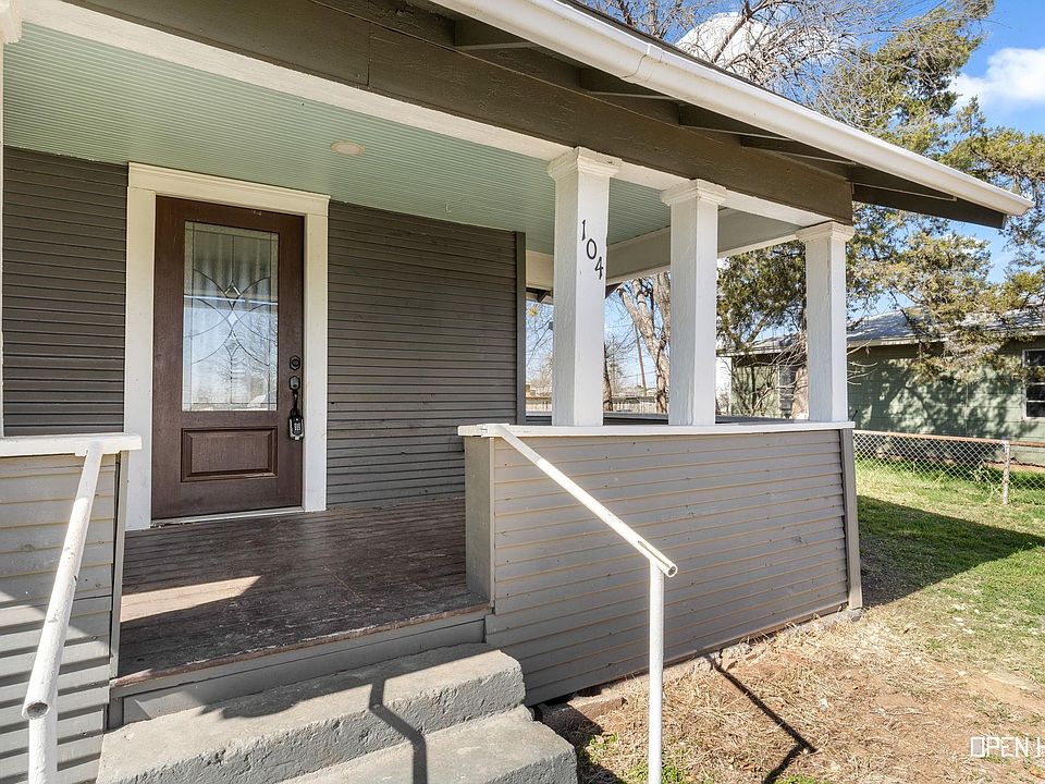 1st image of 104 Walnut St