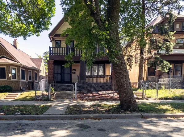 2320 North 44th STREET, Milwaukee, WI 53210