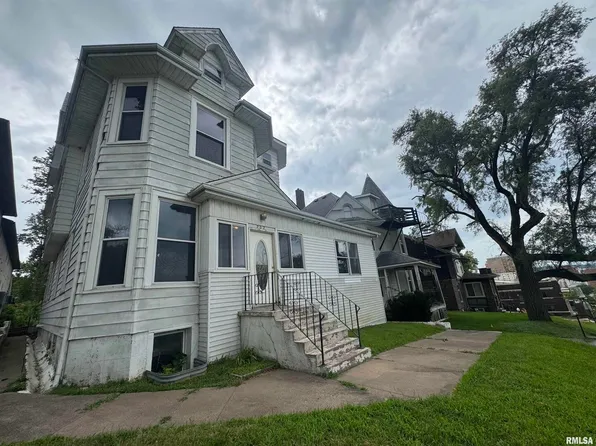707 N Brady St, Davenport, IA 52803