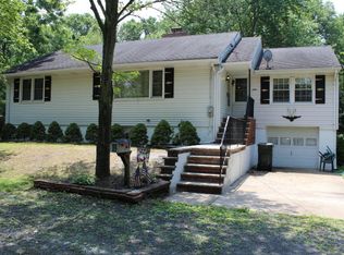 340 Middle Rd, Hazlet, NJ 07730