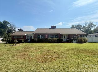 401 S Mulberry St, Cherryville, NC 28021