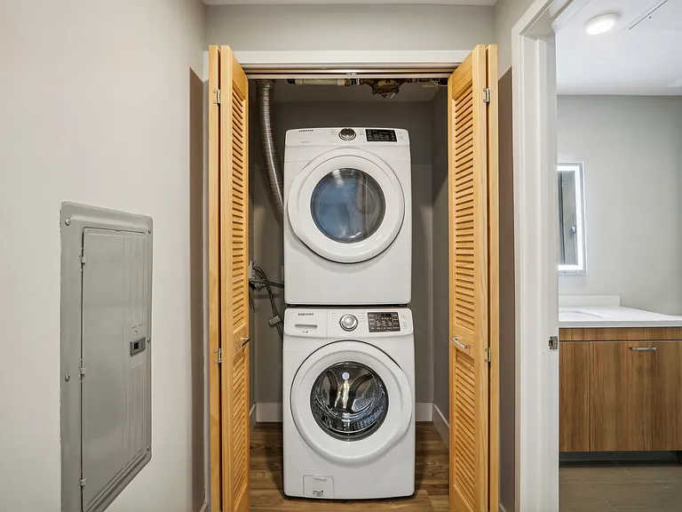 INclave Luxury Apartments — Photo 15