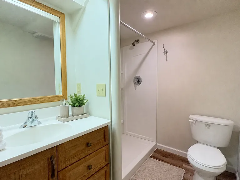 17370 Bedford Dr — Photo 22