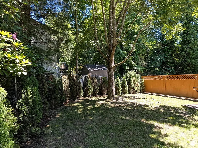 1107 NW Springer Way — Photo 41