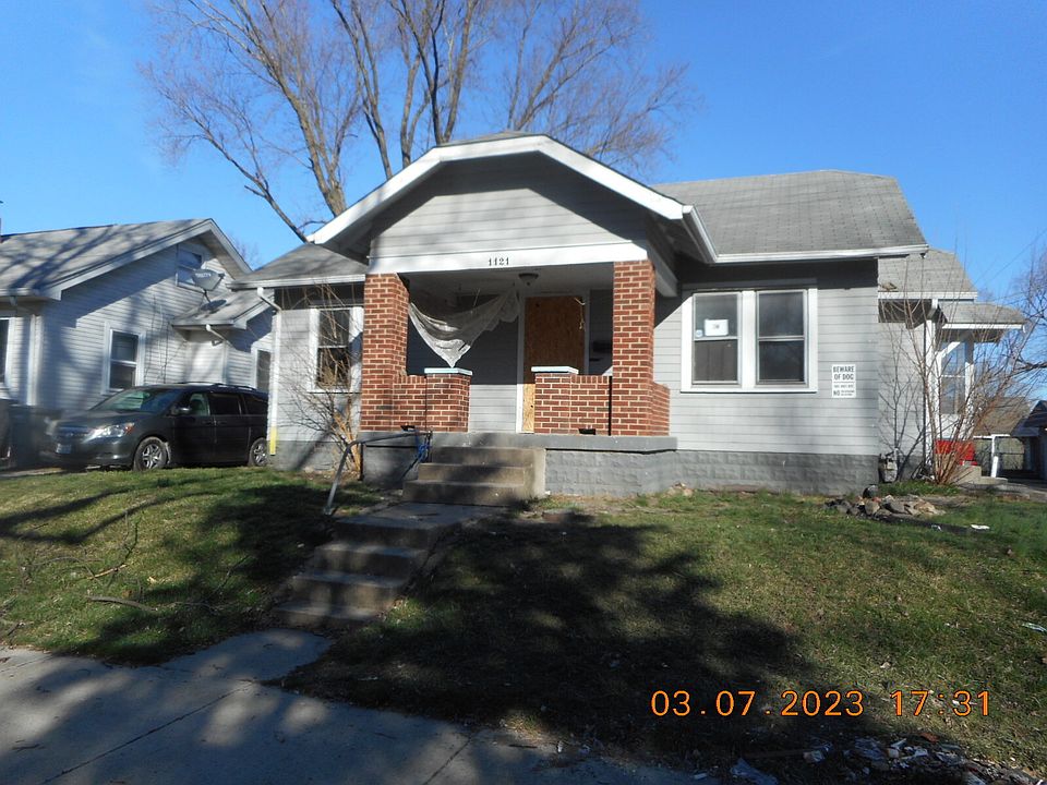 1st image of 1121 N Grant Ave