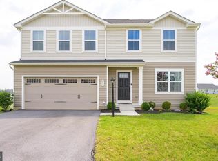 285 Sanctuary Dr, Hedgesville, WV 25427