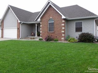 2154 Falconview Dr, Salina, KS 67401