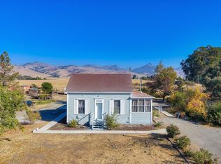 51 Dooling Rd, Hollister, CA 95023
