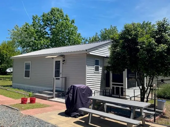 6067 Slipper Shell Dr, Horntown, VA 23395
