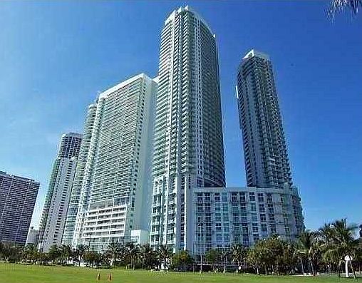 1st image of 1900 N Bayshore Dr APT 3111