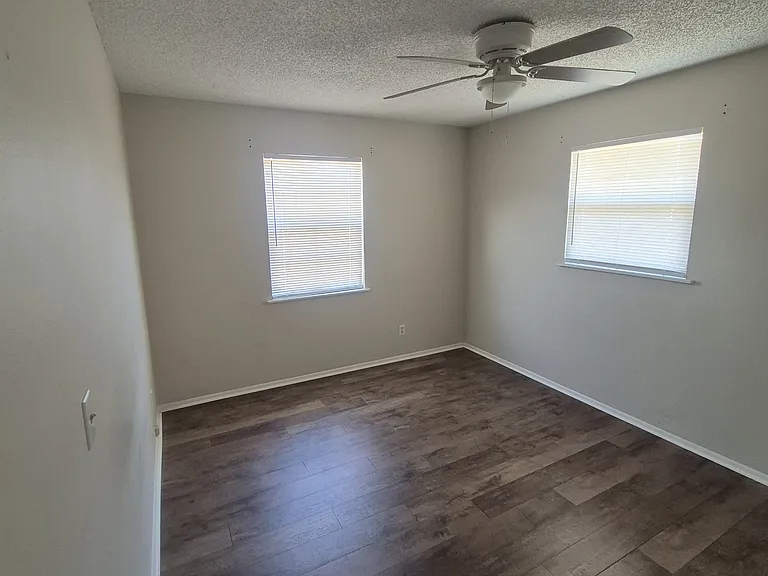 1606 Dixie Hwy #B — Photo 5