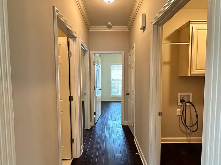 436 Lucy Cir — Photo 17