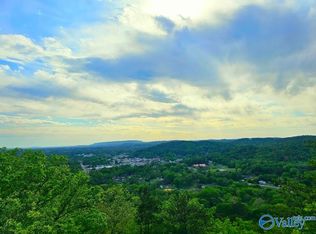 1034 Scenic Dr, Gadsden, AL 35904