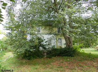 404 Stewart Ln, Absecon, NJ 08201