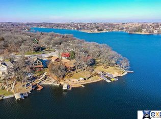 8860 Greenwood Rd, Plattsmouth, NE 68048