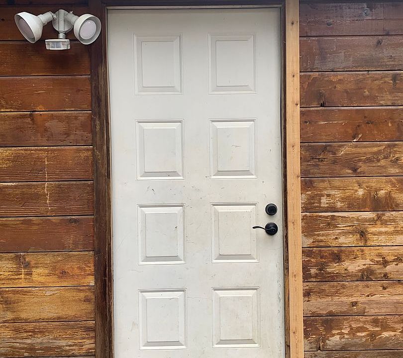 2nd image of 101 Sloan Mountain Rd