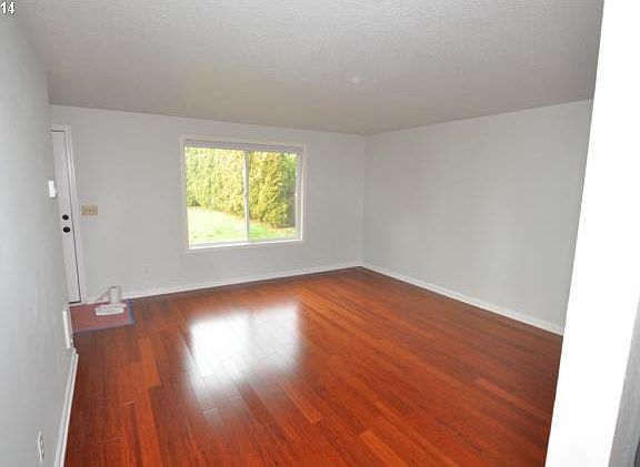 3rd image of 16104 NE 1st Cir