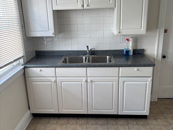 5th image of 13509 Merl Ave