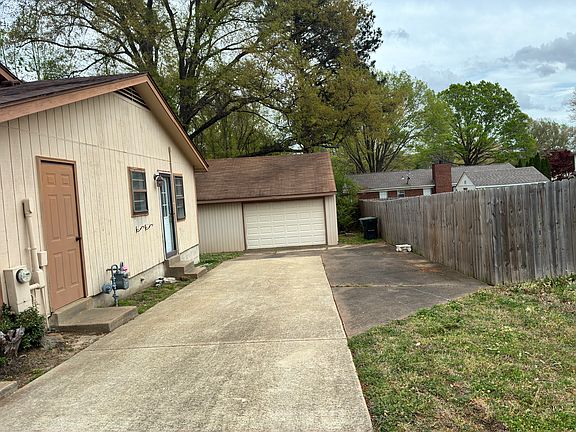2nd image of 3816 Haynes Rd