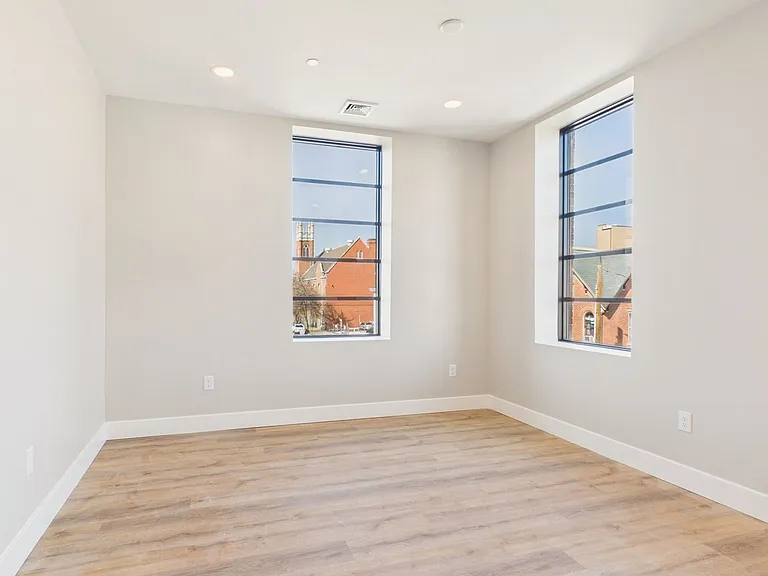 The Lofts at Midtown — Photo 41
