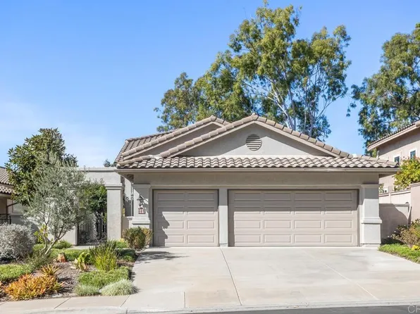 684 Calle Montera, Escondido, CA 92025