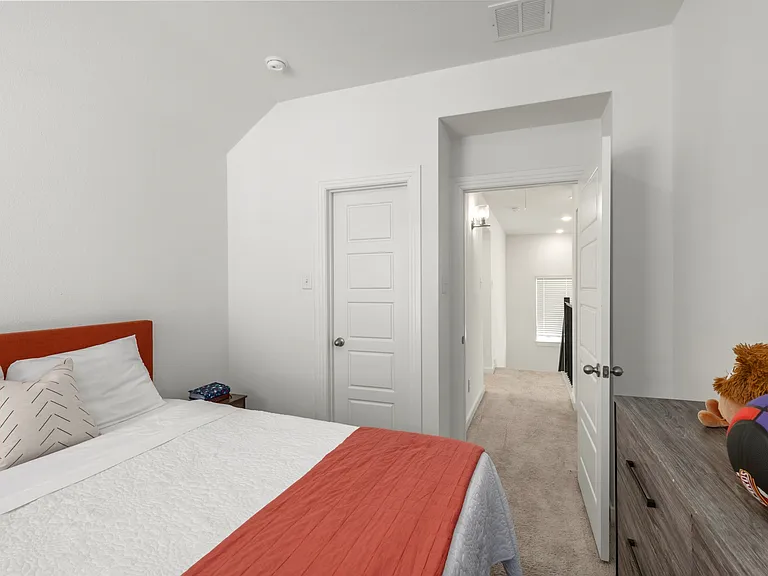 635 Brockwell Bnd — Photo 27