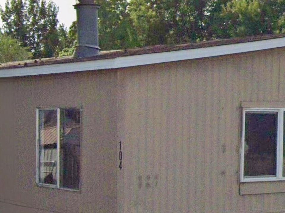 1st image of 104 N 68th Avenue