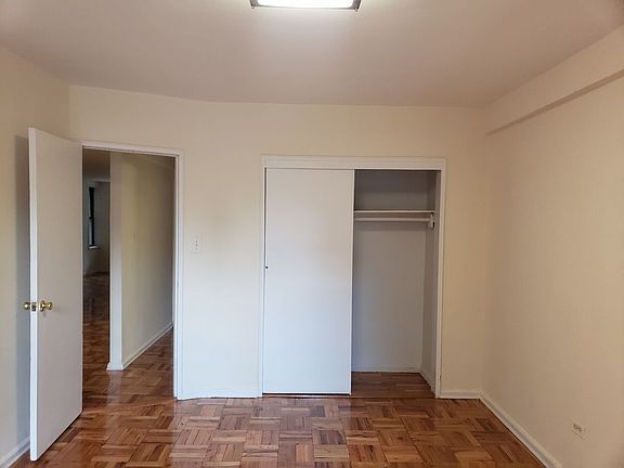 5th image of 540 Ocean Pkwy APT 1F