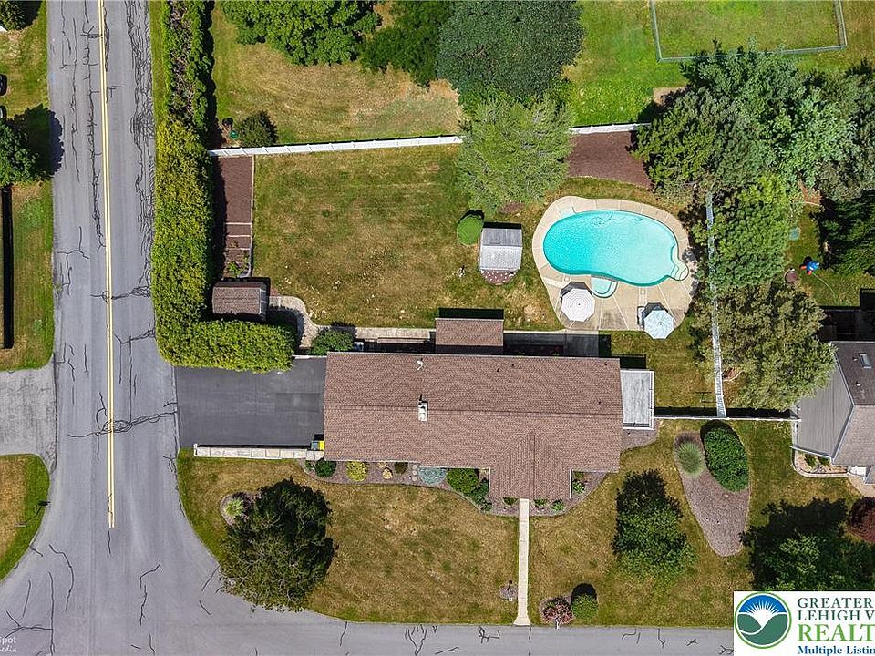 2837 Hillcrest Dr E, Coplay, PA 18037 | Zillow