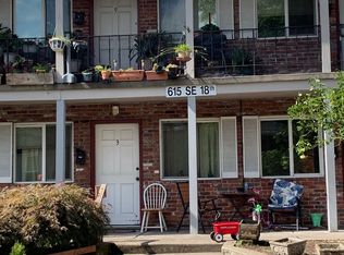 615 SE 18th Ave #9, Portland, OR 97214