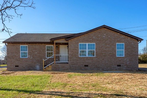 1st image of 1192 Meadowview Dr #1192