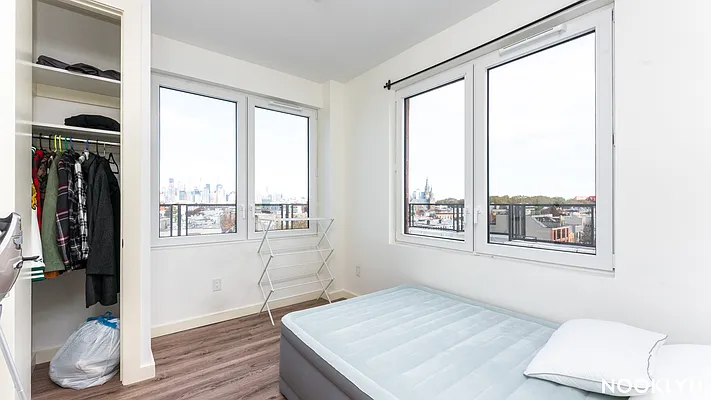 Rented by Nooklyn NYC LLC | media 40