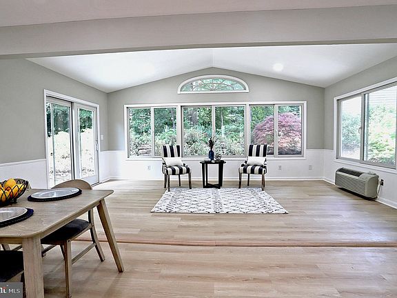 2nd image of 9614 Chapel Hill Dr