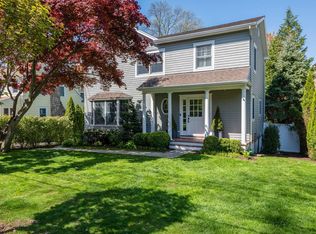 35 Highview Ave, Old Greenwich, CT 06870