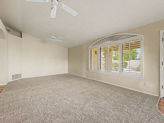 5th image of 15033 N DOGWOOD Lane