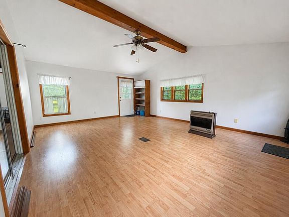 5th image of 125 Allen Rd