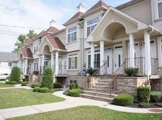 186 Netherland Ave, Staten Island, NY 10303
