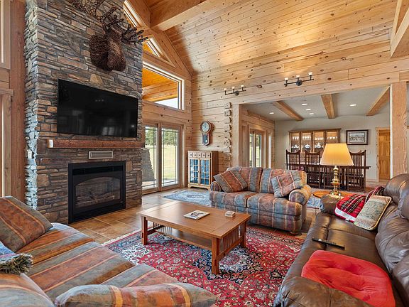 5th image of 22765 Hat Mountain Dr