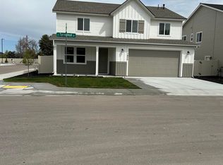 1850 E Springloyd St, Meridian, ID 83642