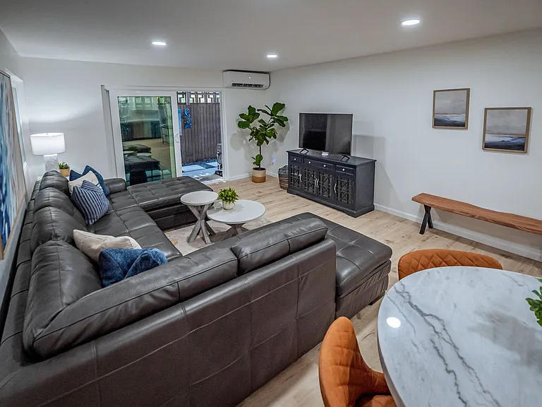 2600 Torrey Pines Rd #A12 — Photo 8