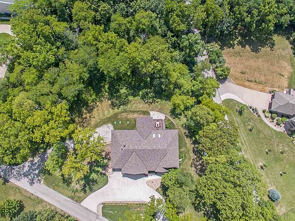 3rd image of 3752 Cardinal Ct NE