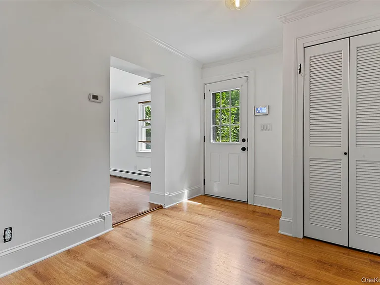 392 Main St — Photo 19