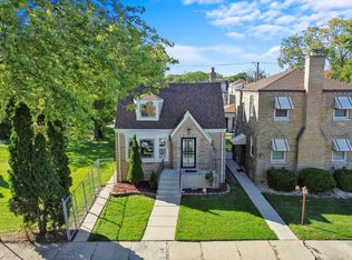 10052 S Forest Ave, Chicago, IL 60628