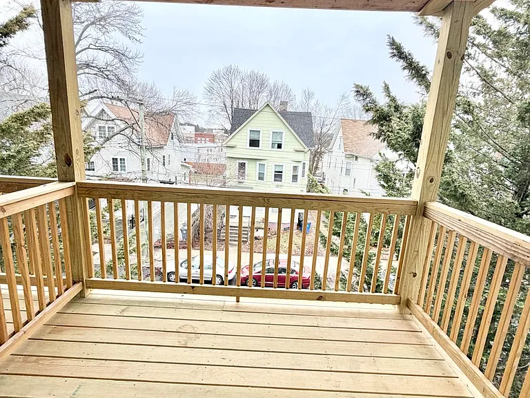 52 Dickerman St #3L — Photo 11
