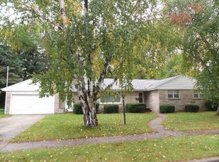 2015 Granger Rd, Manitowoc, WI 54220